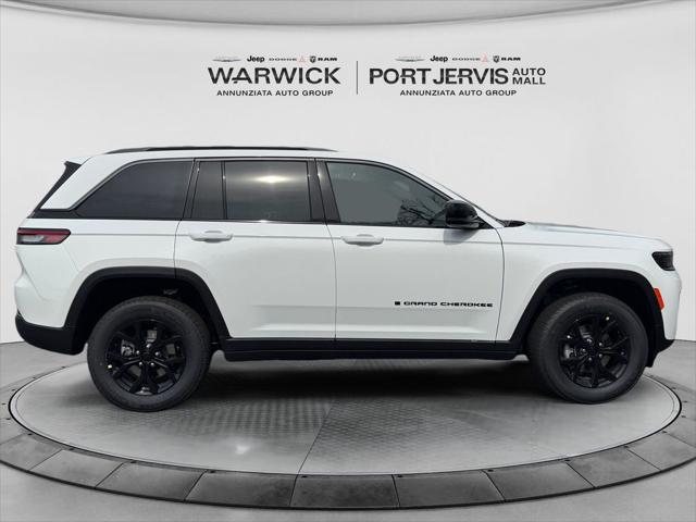 2026 Jeep Grand Cherokee Altitude 4x4