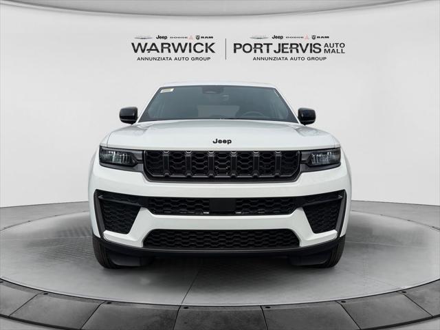 2026 Jeep Grand Cherokee Altitude 4x4