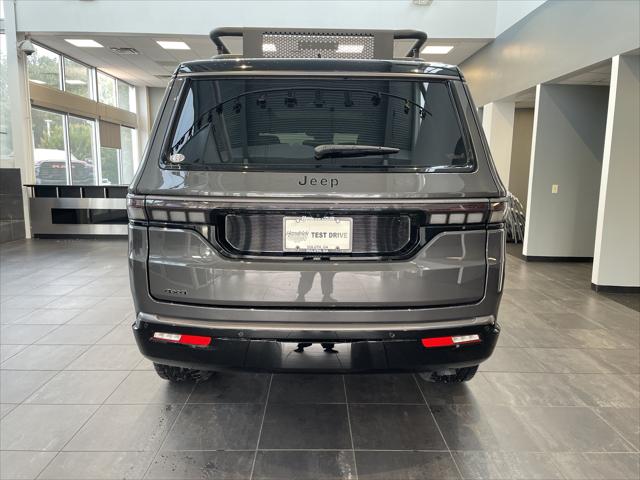 New 2026 Baltic-Gray Metallic Clear-Coat Exterior Paint Jeep Grand Wagoneer image 35
