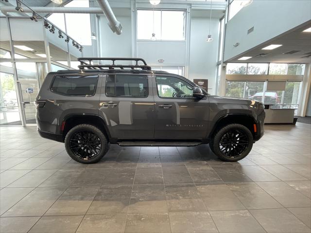 New 2026 Baltic-Gray Metallic Clear-Coat Exterior Paint Jeep Grand Wagoneer image 37