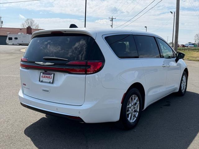 2026 Chrysler Pacifica PACIFICA SELECT