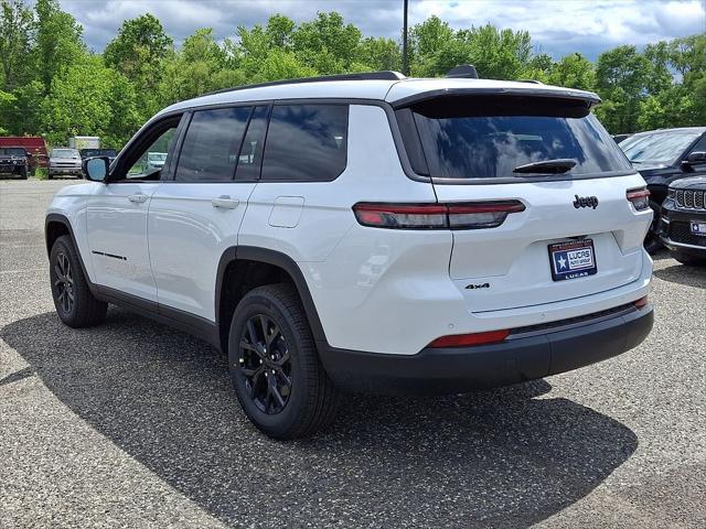2026 Jeep Grand Cherokee Altitude 4x4