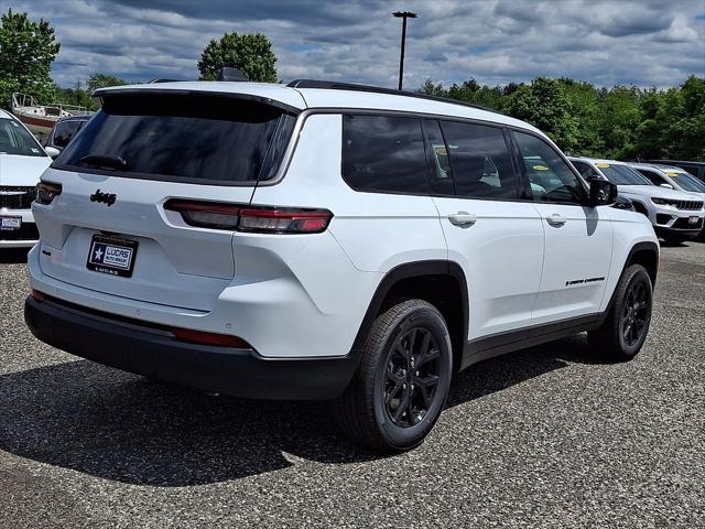 2026 Jeep Grand Cherokee Altitude 4x4