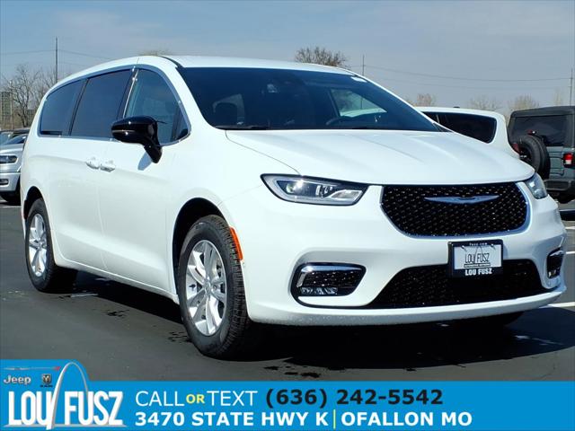 2026 Chrysler Pacifica PACIFICA SELECT AWD