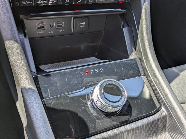 2026 Jeep Grand Cherokee Laredo 4x2