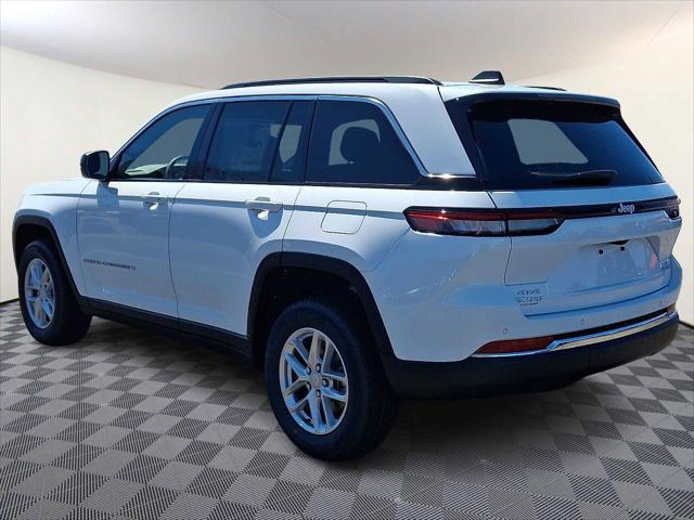 2026 Jeep Grand Cherokee GRAND CHEROKEE LAREDO X 4X4