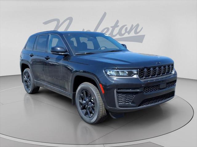2026 Jeep Grand Cherokee GRAND CHEROKEE LAREDO ALTITUDE 4X4