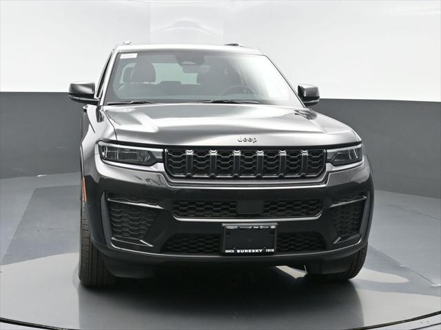 2026 Jeep Grand Cherokee Altitude 4x4