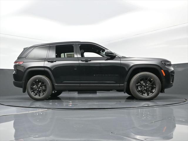 2026 Jeep Grand Cherokee Altitude 4x4