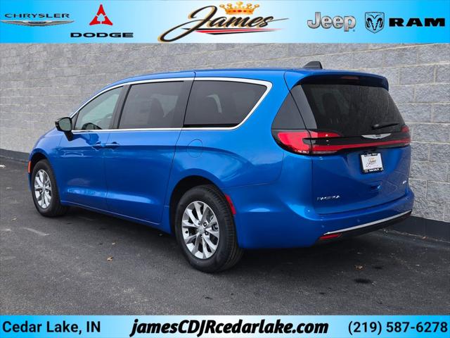 2026 Chrysler Pacifica PACIFICA SELECT AWD