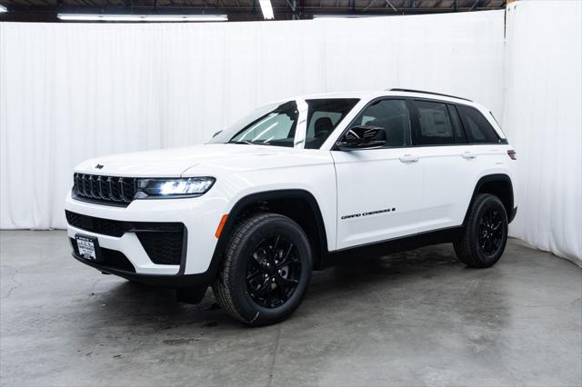 2026 Jeep Grand Cherokee Altitude 4x4