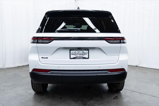 2026 Jeep Grand Cherokee Altitude 4x4