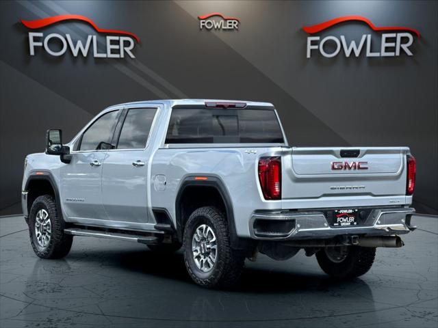2022 GMC Sierra 2500HD 4WD Crew Cab Standard Bed SLT
