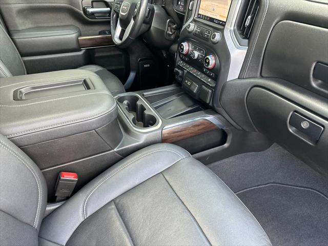 2022 GMC Sierra 2500HD 4WD Crew Cab Standard Bed SLT
