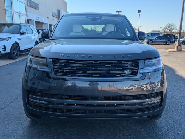 2025 Land Rover Range Rover P550e SE