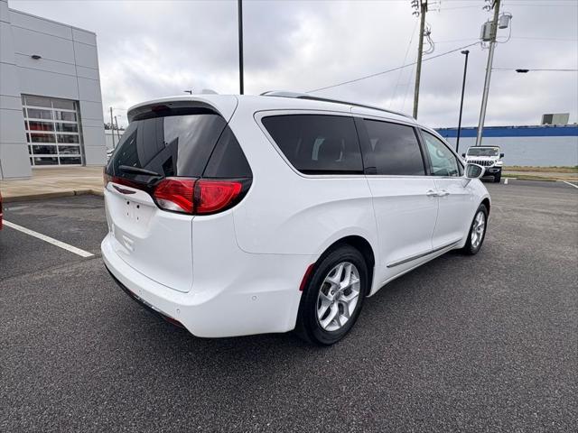 2018 Chrysler Pacifica Touring L 2018 Chrysler Pacifica Touring L