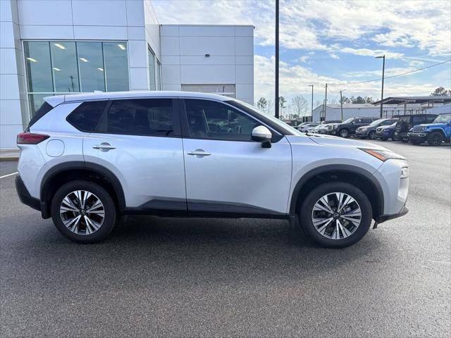 2022 Nissan Rogue SV FWD