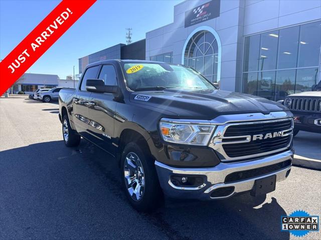 2019 RAM 1500 Big Horn/Lone Star Crew Cab 4x4 57 Box