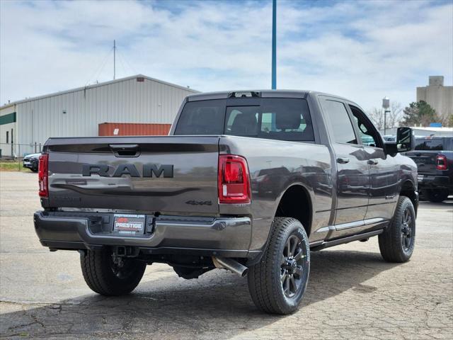 2026 RAM Ram 3500 RAM 3500 LIMITED CREW CAB 4X4 8 BOX