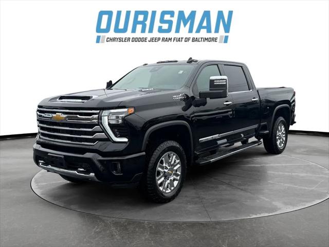 2025 Chevrolet Silverado 2500HD 4WD Crew Cab Standard Bed High Country