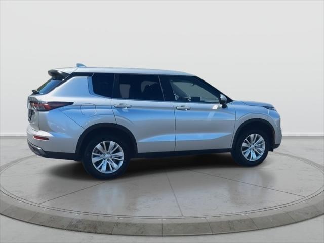2026 Mitsubishi Outlander ES 1.5T S-AWC