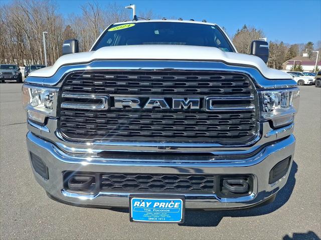 2024 RAM 3500 Big Horn Crew Cab 4x4 64 Box