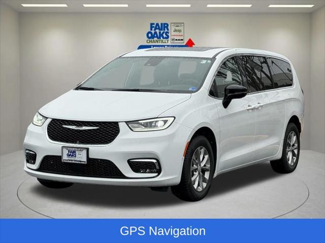 2026 Chrysler Pacifica Select AWD