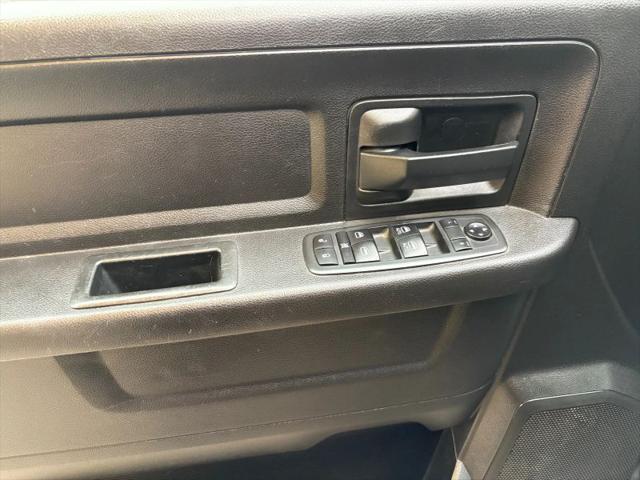 2019 Ram 1500 Classic Tradesman Crew Cab 4x4 5'7" Box