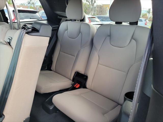 2026 Volvo XC90 Plus, B6 AWD Gas (mild hybrid), Gasoline, Bright, 7 Seats