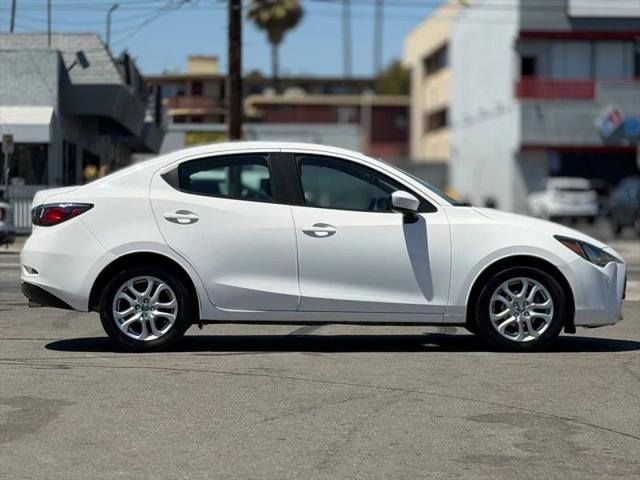 2017 Toyota Yaris iA Base