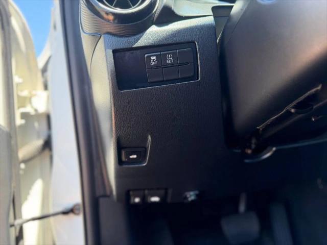 2017 Toyota Yaris iA Base