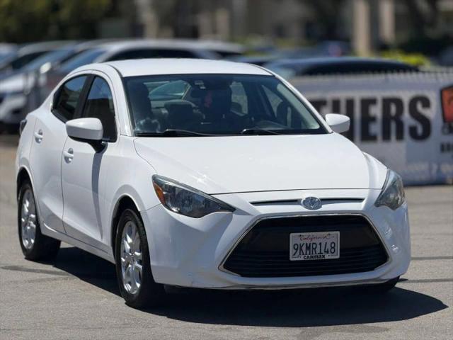 2017 Toyota Yaris iA Base