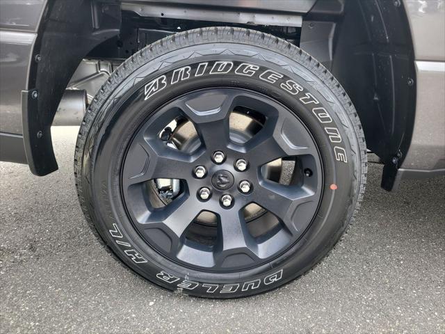 2026 Ram 1500 Express Crew Cab 4x4 5'7" Box