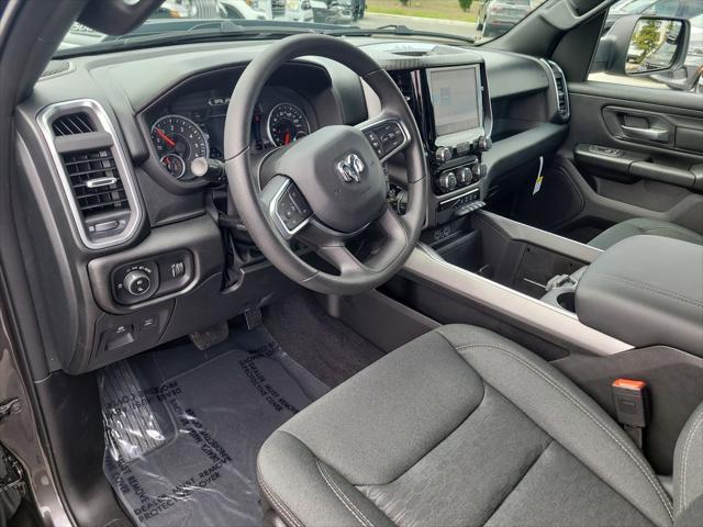 2026 Ram 1500 Express Crew Cab 4x4 5'7" Box
