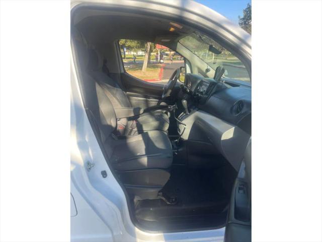 2017 Nissan NV200 S