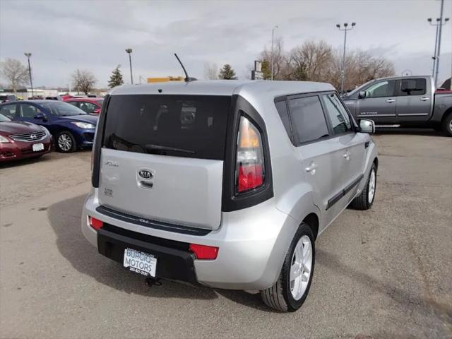 2011 Kia Soul +