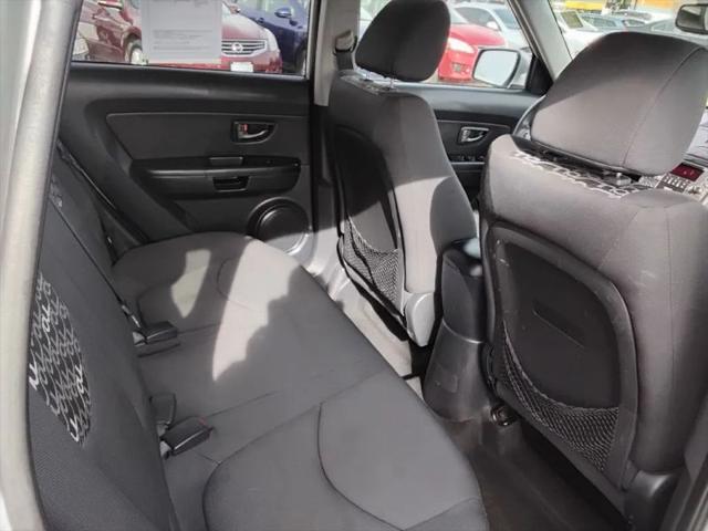 2011 Kia Soul +
