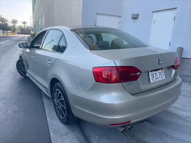 2013 Volkswagen Jetta 2.0L S