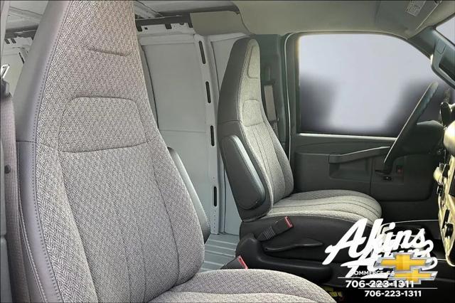2025 Chevrolet Express Cargo Van RWD 3500 Extended Wheelbase WT