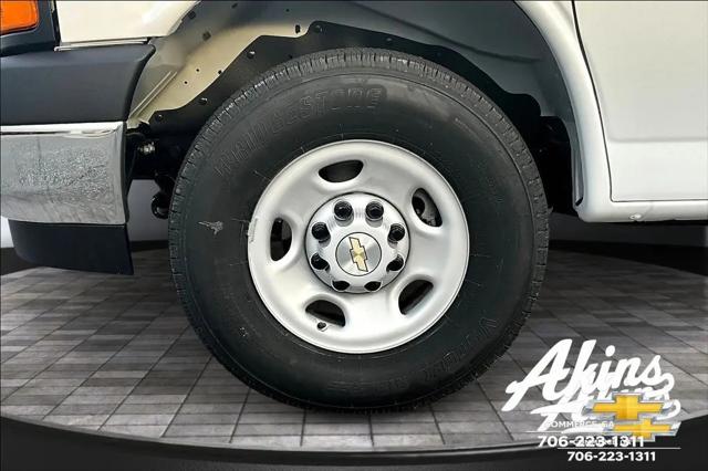 2025 Chevrolet Express Cargo Van RWD 3500 Extended Wheelbase WT