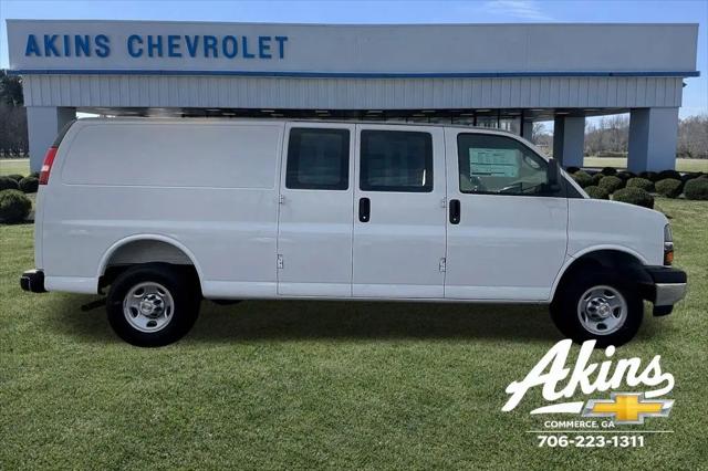 2025 Chevrolet Express Cargo Van RWD 3500 Extended Wheelbase WT