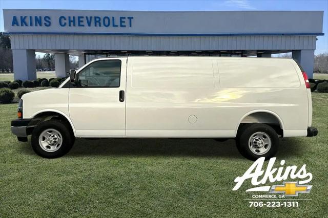 2025 Chevrolet Express Cargo Van RWD 3500 Extended Wheelbase WT