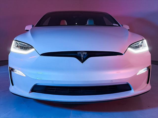 2022 Tesla Model X Plaid Tri Motor All-Wheel Drive