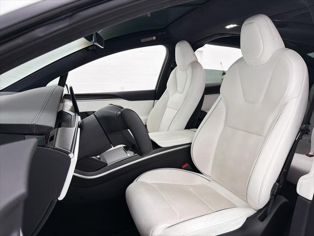 2022 Tesla Model X Plaid Tri Motor All-Wheel Drive