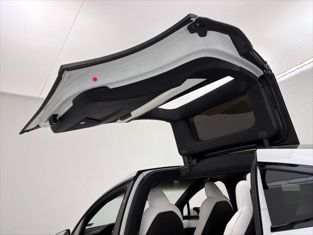 2022 Tesla Model X Plaid Tri Motor All-Wheel Drive