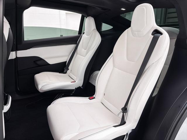 2022 Tesla Model X Plaid Tri Motor All-Wheel Drive