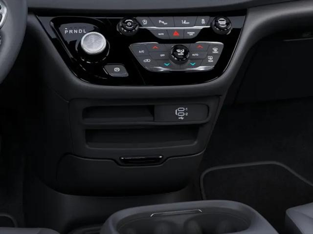 2026 Chrysler Voyager LX