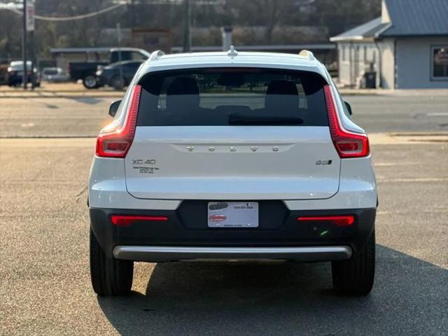 2023 Volvo XC40 B5 Core