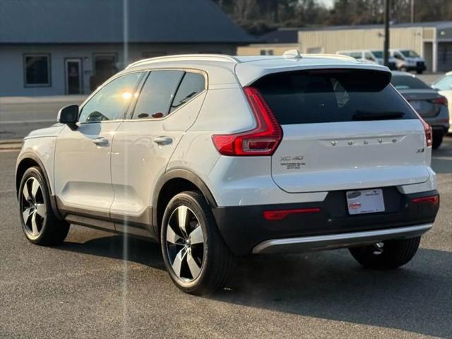 2023 Volvo XC40 B5 Core