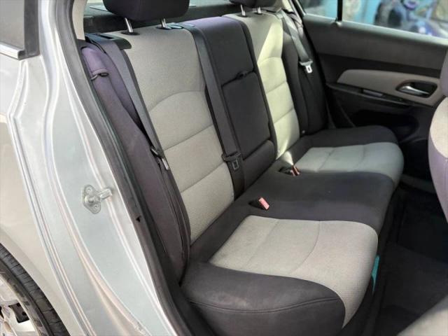 2012 Chevrolet Cruze LS